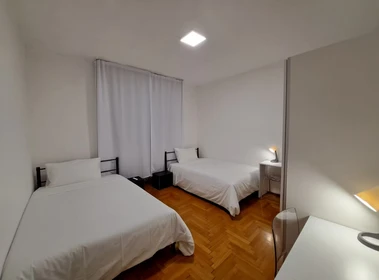 Quarto partilhado barato em Padova