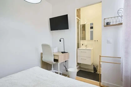 Habitación privada en 67 Rue du Général Barbou, 80000 Amiens, France, imagen 4 de 16