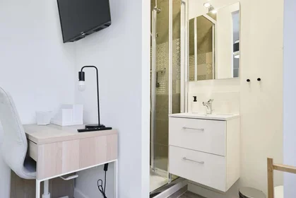 Habitación privada en 67 Rue du Général Barbou, 80000 Amiens, France, imagen 5 de 16
