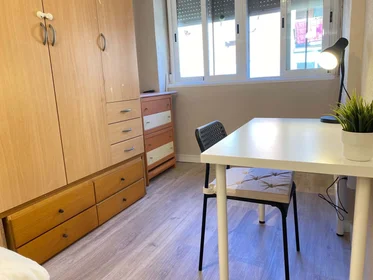 Private room at C. de Francia, 8, 28943 Fuenlabrada, Madrid, Spain, image 5 of 15