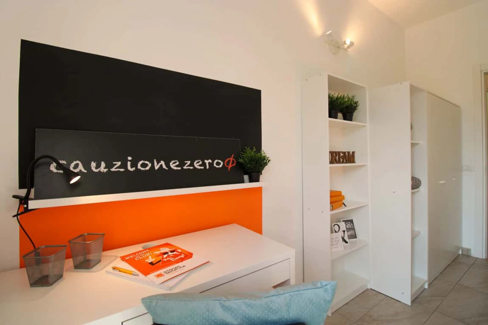 Alquiler de habitación en piso compartido en Pavia