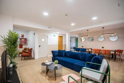 Quarto privado em C. de Bravo Murillo, imagem 14 de 49