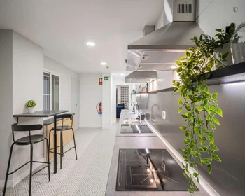 Quarto privado em C. de Bravo Murillo, imagem 20 de 49