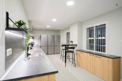 Quarto privado em C. de Bravo Murillo, imagem 34 de 49