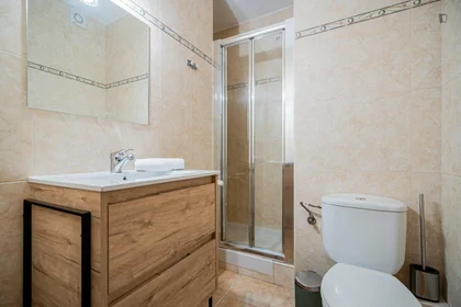 Quarto privado em C. de Bravo Murillo, imagem 42 de 49
