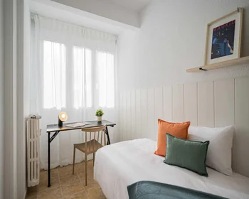 Quarto privado em C. de Bravo Murillo, imagem 6 de 49
