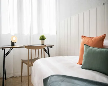 Quarto privado em C. de Bravo Murillo, imagem 7 de 49