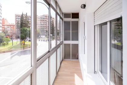 Özel oda konumu C. de Santander, 1, 1º c, Delicias, 50010 Zaragoza, Spain, 5 32 görüntüsü