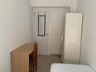 Privatzimmer in der Carrer de Sorita, 32, 3º, 12006 Castelló de la Plana, Castelló, Spain, bild 1 von 16