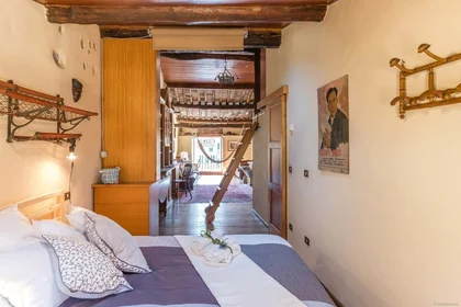 Apartamento inteiro em Via dell'Anfiteatro, 48, 55100 Lucca LU, Italia, imagem 12 de 33