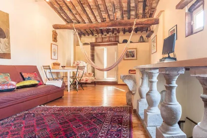 Apartamento inteiro em Via dell'Anfiteatro, 48, 55100 Lucca LU, Italia, imagem 29 de 33