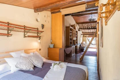 Apartamento inteiro em Via dell'Anfiteatro, 48, 55100 Lucca LU, Italia, imagem 9 de 33