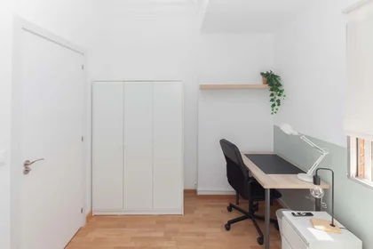 Quarto privado em Carrer de la Font Roja, 8, 7º a, Patraix, 46007 València, Valencia, Spain, imagem 21 de 39