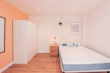 Privatzimmer in der Carrer de Santa Teresa, 44, 2º puerta 1, 43201 Reus, Tarragona, Spain, bild 1 von 49