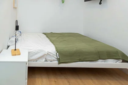 Habitación privada en C. de Ntra. Sra. del Salz, 29, 1º a, Delicias, 50017 Zaragoza, Spain, imagen 2 de 39