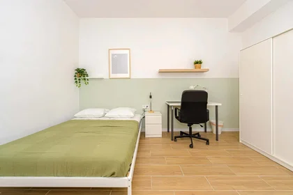 Private room at 2º, C/ Italia, 15, 03003 Alacant, Alicante, Spain, image 2 of 20