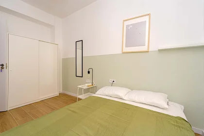 Private room at 2º, C/ Italia, 15, 03003 Alacant, Alicante, Spain, image 1 of 21