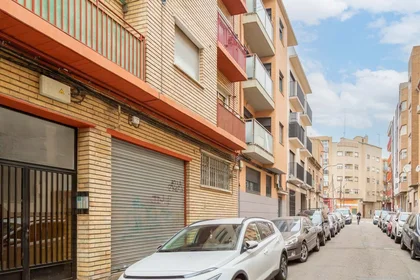 Quarto privado em C. de Las Navas de Tolosa, 46, 3º puerta a, Delicias, 50010 Zaragoza, Spain, imagem 30 de 38