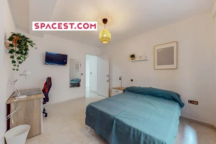 Privatzimmer in der Av. dels Països Catalans, 34, pt b, 43206 Reus, Tarragona, Spain, bild 1 von 10