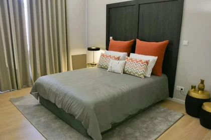 Privatzimmer in der Rua dos Mercadores, Ponta Delgada, bild 1 von 10