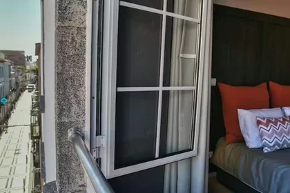 Habitación privada en Rua dos Mercadores, Ponta Delgada, imagen 7 de 10