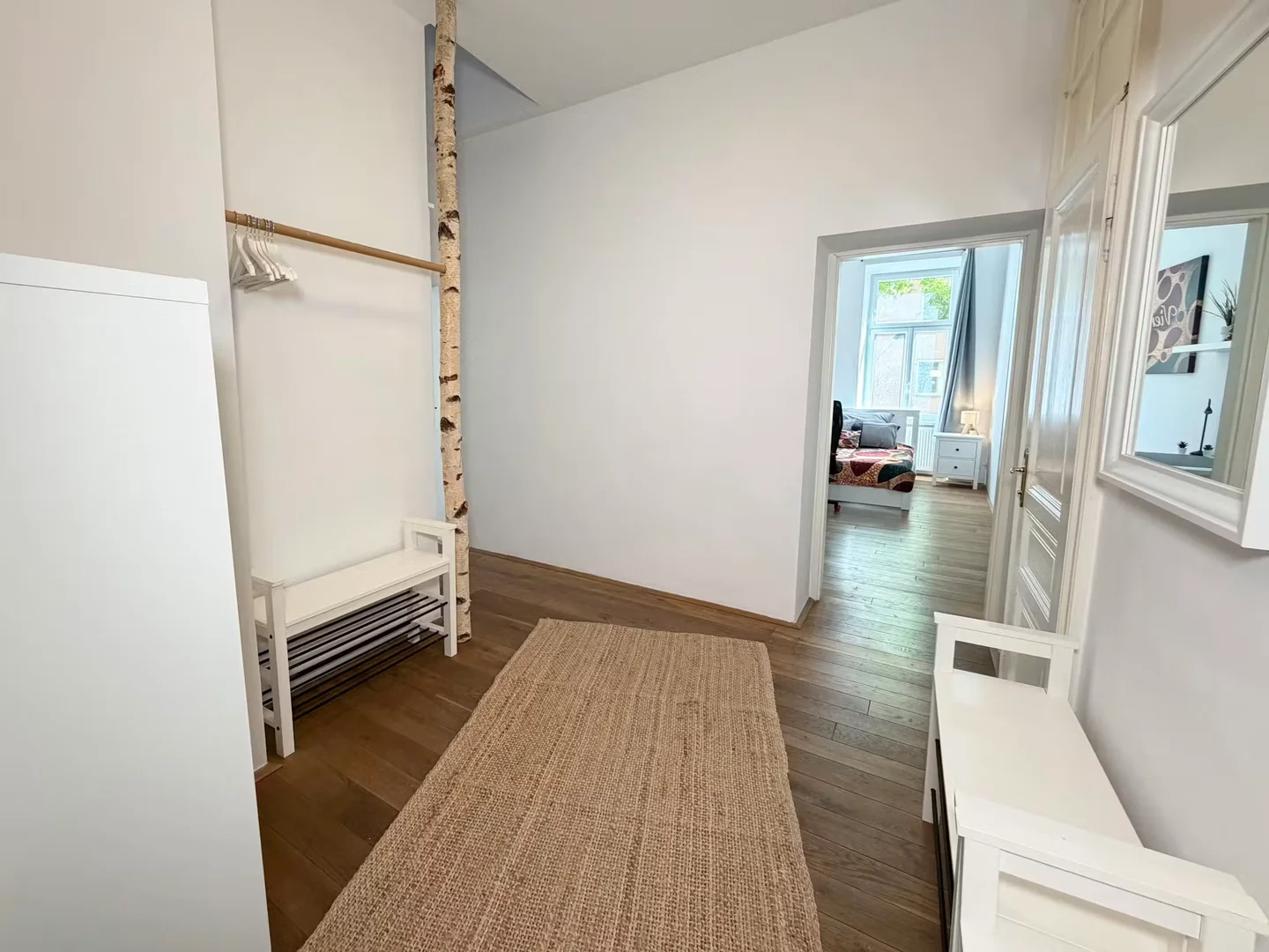 Student-friendly room in  with modern amenities