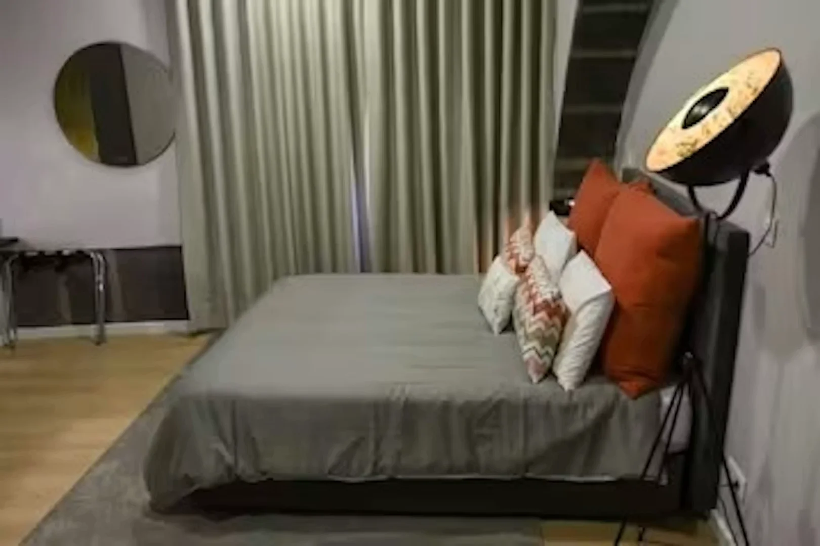 Student-friendly room in  with modern amenities