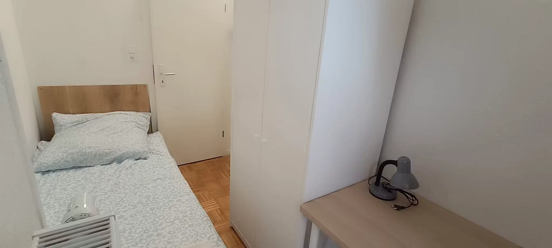 Preisgünstiges Studentenzimmer in günstiger Lage in