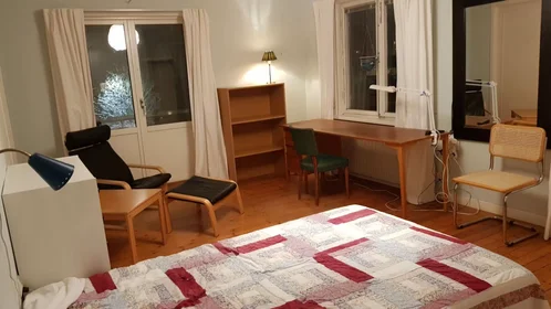 Habitación privada en Storängsstigen, Stocksund, imagen 1 de 5