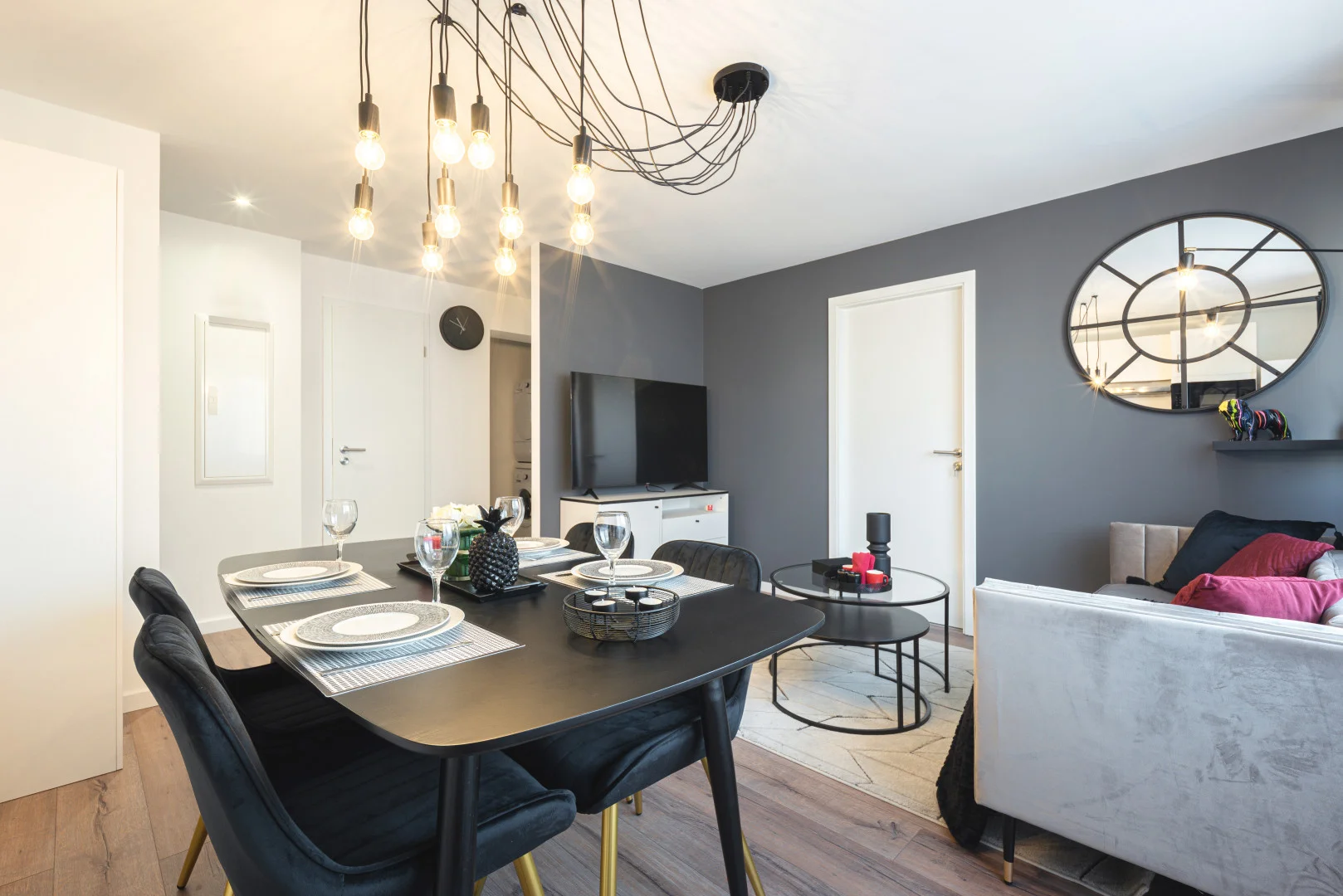 Student-friendly room in  with modern amenities
