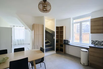 Özel oda konumu 25 Rue Chanzy, 59800 Lille, France, 23 29 görüntüsü