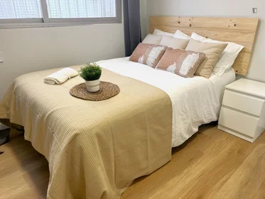 Private room at Carrer del Bisbe Jaume Pérez, image 5 of 22