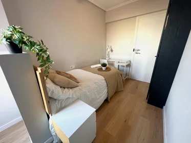 Private room at Carrer del Bisbe Jaume Pérez, image 3 of 18