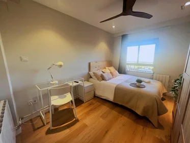 Private room at Carrer del Bisbe Jaume Pérez, image 1 of 21