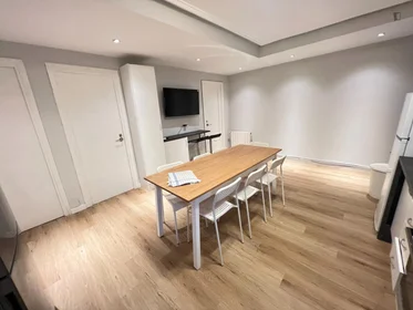 Private room at Carrer del Bisbe Jaume Pérez, image 13 of 21