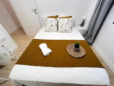 Prywatny pokój Calle Finestrat, obraz 3 24