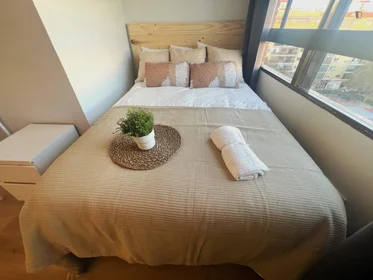 Private room at Carrer del Bisbe Jaume Pérez, image 3 of 21