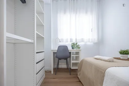 Chambre privée à Av. de la Plata, image 6 de 24