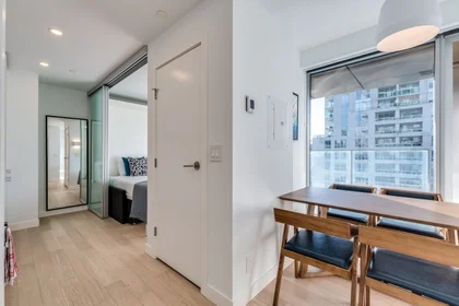Apartamento inteiro em residência em Howe St , Vancouver, BC V6Z 0G5, Canada, imagem 28 de 30