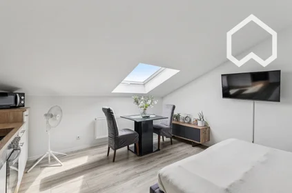 Private room at Wachhausstraße, image 9 of 15