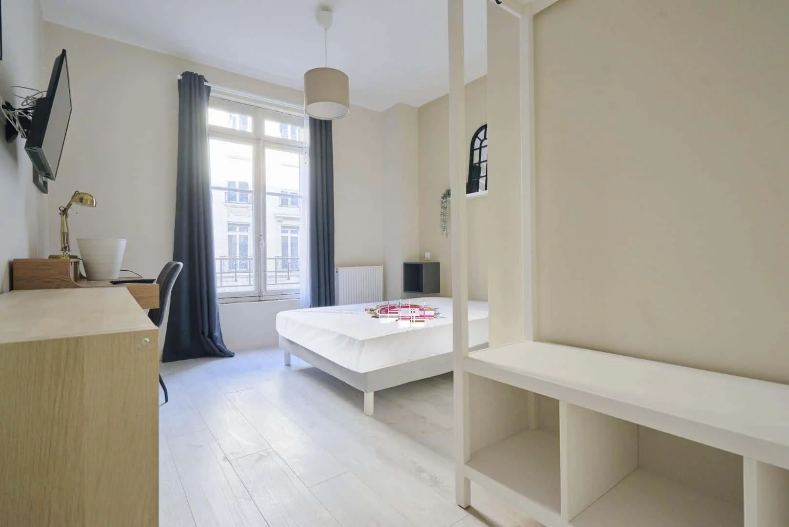Cozy room for students available in 