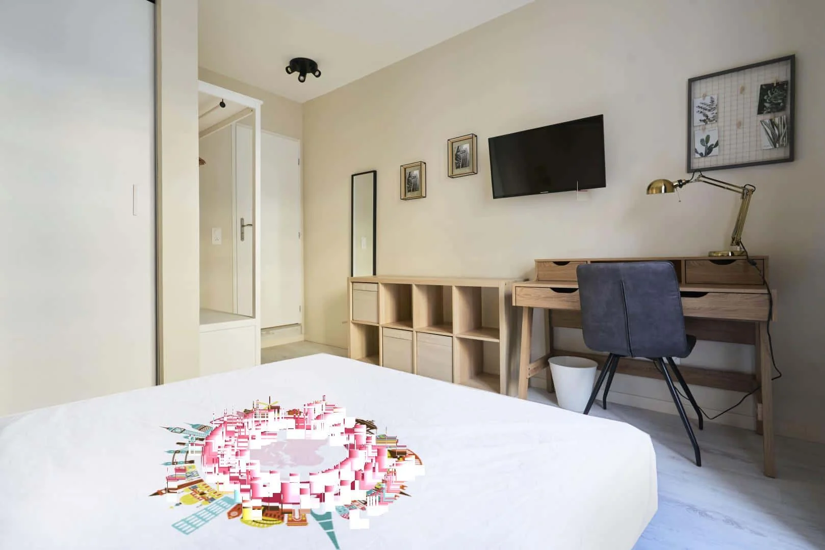 Budget-friendly student room close to campus in 