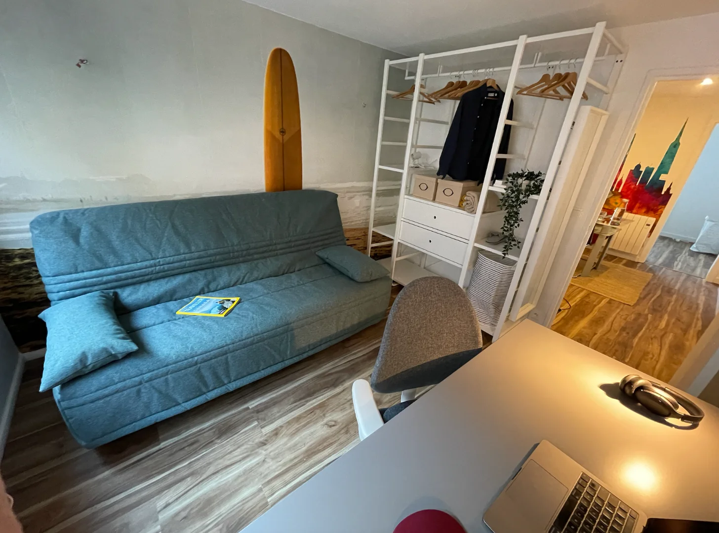 Quarto de estudante funcional perfeito para estudar em 