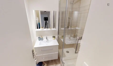Privatzimmer in der Rue Salvador Allende, bild 14 von 16
