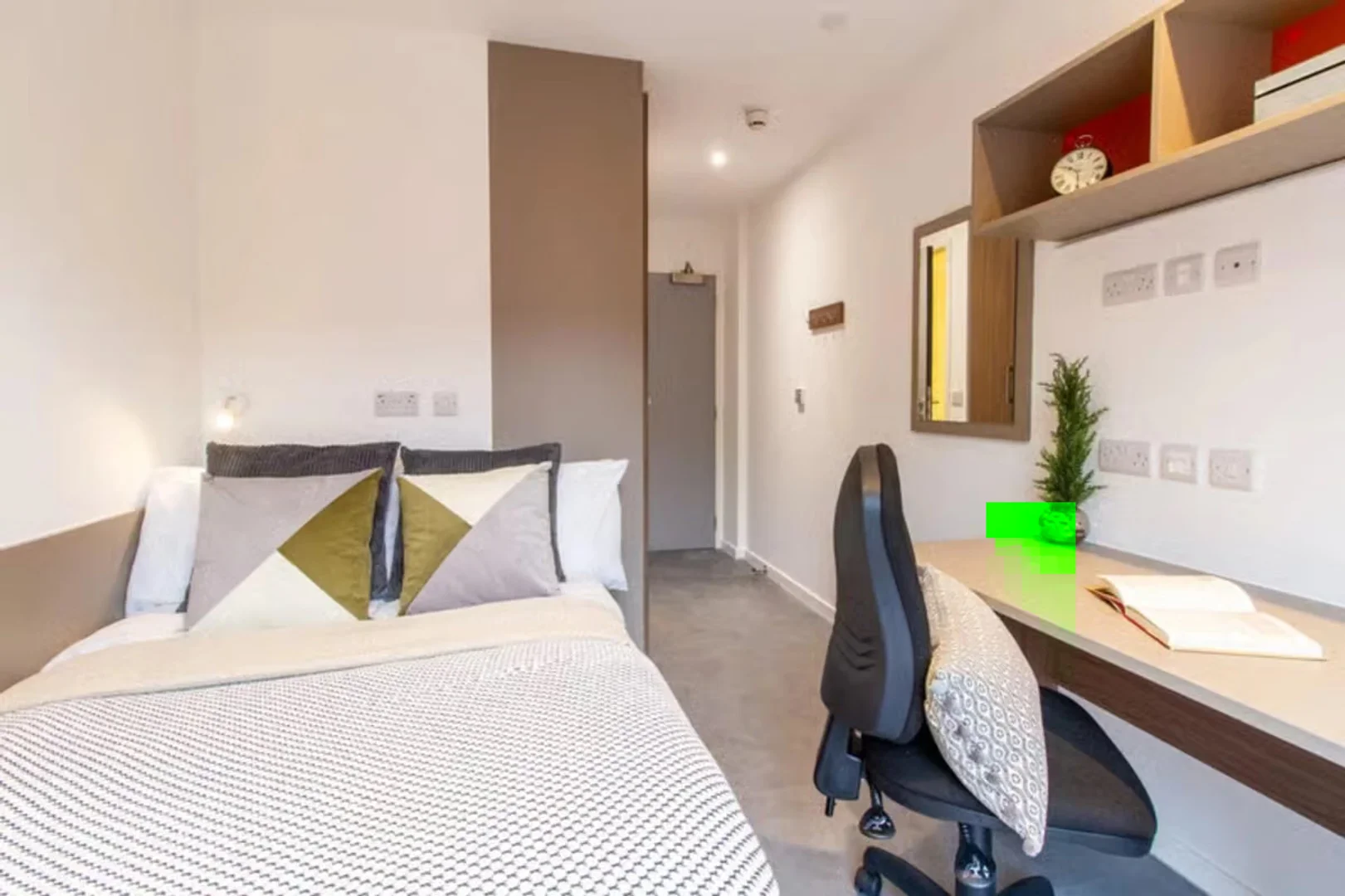 Quarto acolhedor para estudantes disponível em 