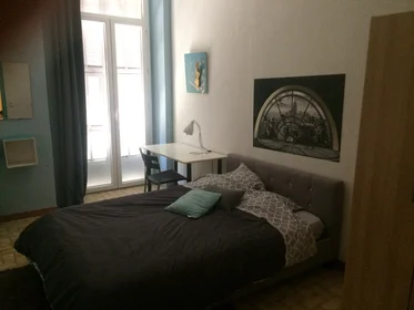 Studio at Rue d'Angleterre, image 3 of 10