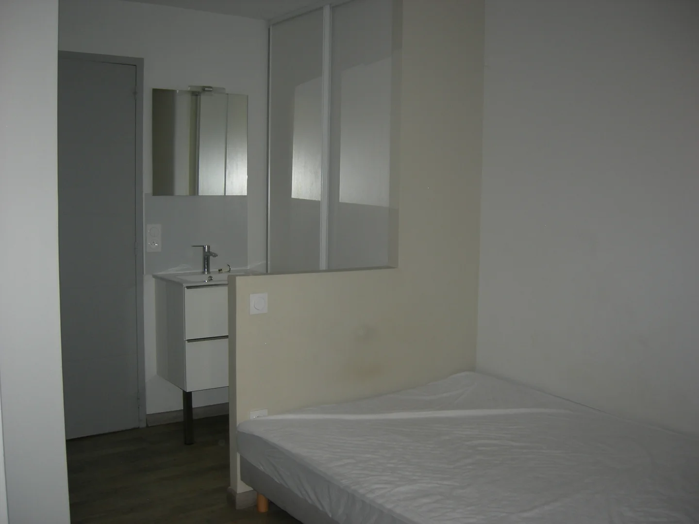 Apartamento estúdio compacto ideal para estudantes em 