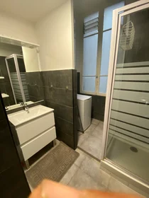 Studio at Rue Assalit, image 3 of 12