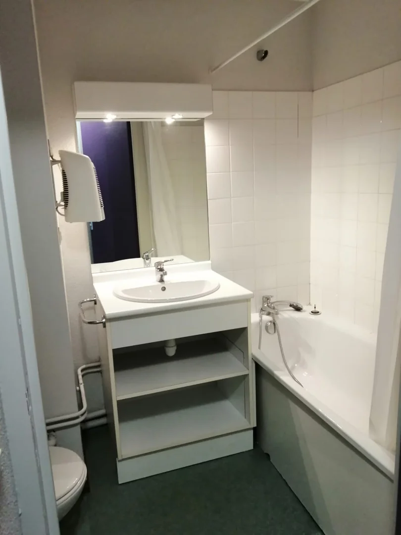 Studio compact idéal pour les étudiants dans