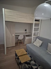 Studio à Rue Beauvoisine, 76000 Rouen, image 2 de 3